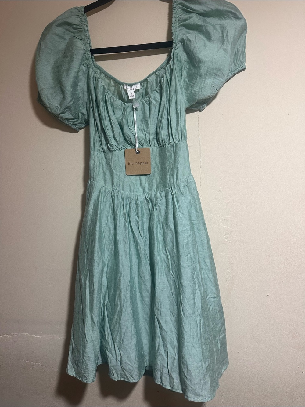Blu Pepper Sage Green Puff-Sleeve Midi Dress